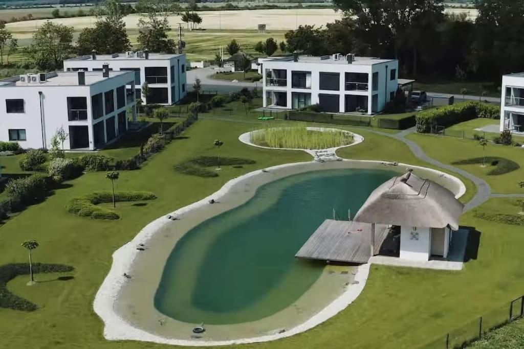 Luxus Appartement Am Golfplatz Und Therme Lutzmannsburg Zsira Bagian luar foto
